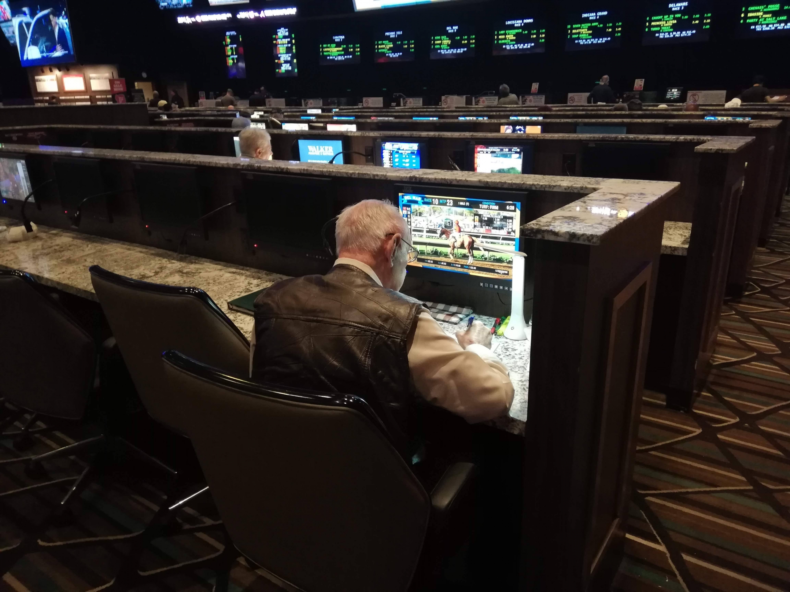 Is there a such thing as a winning handicapper?